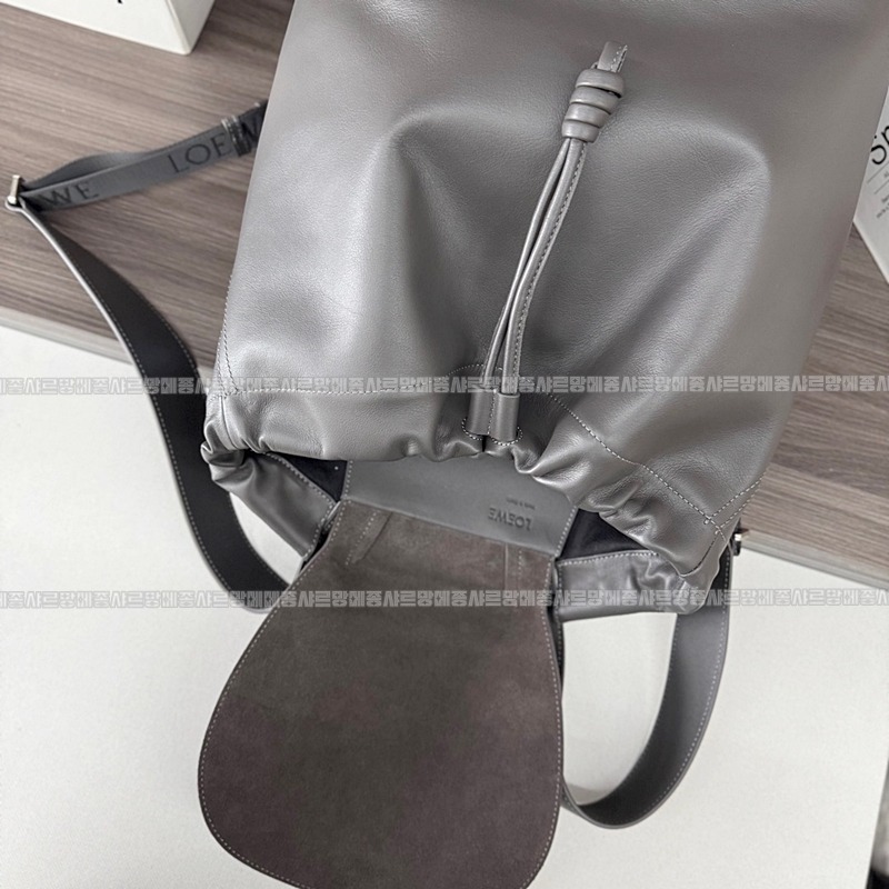 로에베플라멩코백팩  20260626 102708 044.jpg