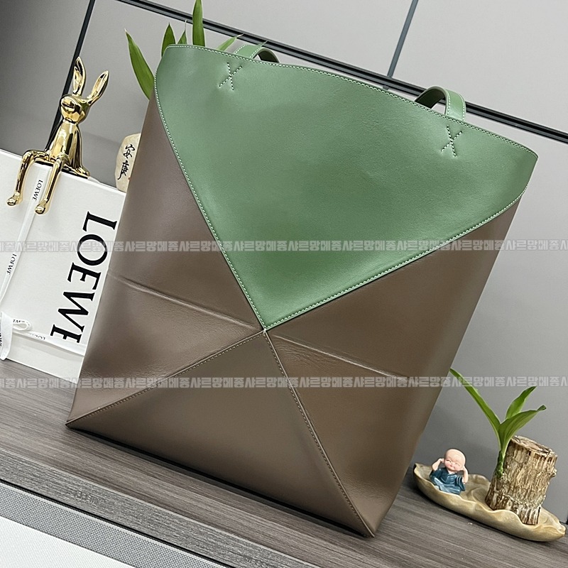 로에베퍼즐폴드토트백  20260627 145440 031.jpg