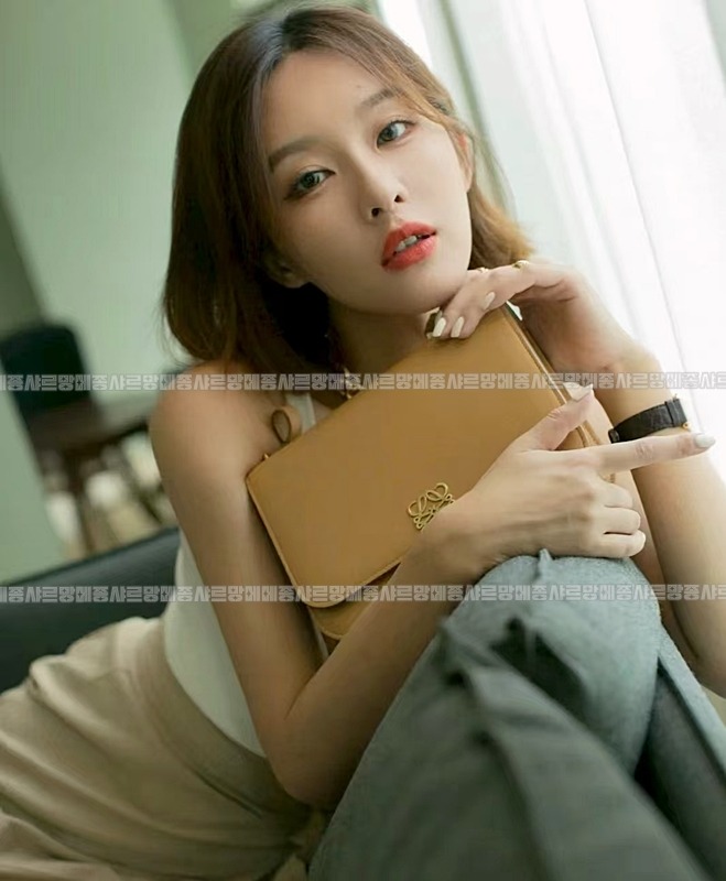 로에베고야백20260628 120036 001.jpg