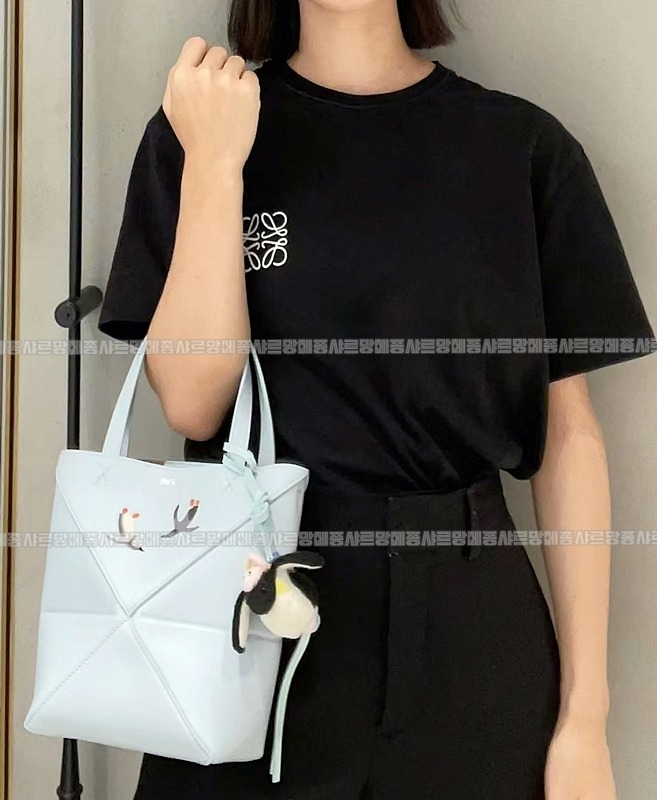 로에베X수지후지타팽권미니퍼즐폴드토트  20260629 094332 001.jpg