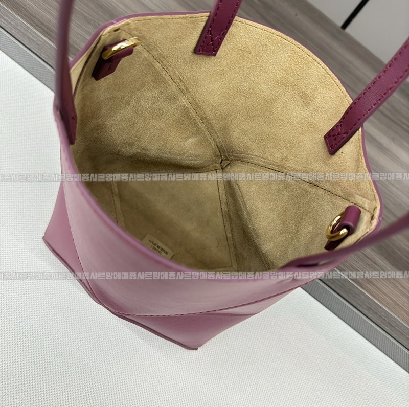 로에베퍼즐폴드토트백미니  20260629 100715 075.jpg