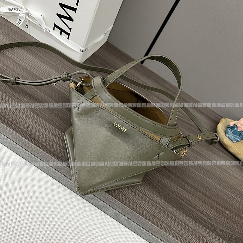 로에베퍼즐폴드토트백미니  20260629 100721 117.jpg
