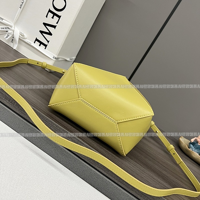 로에베퍼즐폴드토트백미니  20260629 100725 148.jpg