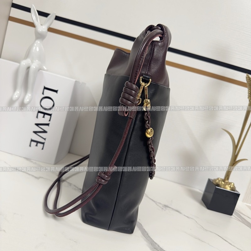 로에베플라멩코펄스토트백  20260703 120917 002.jpg