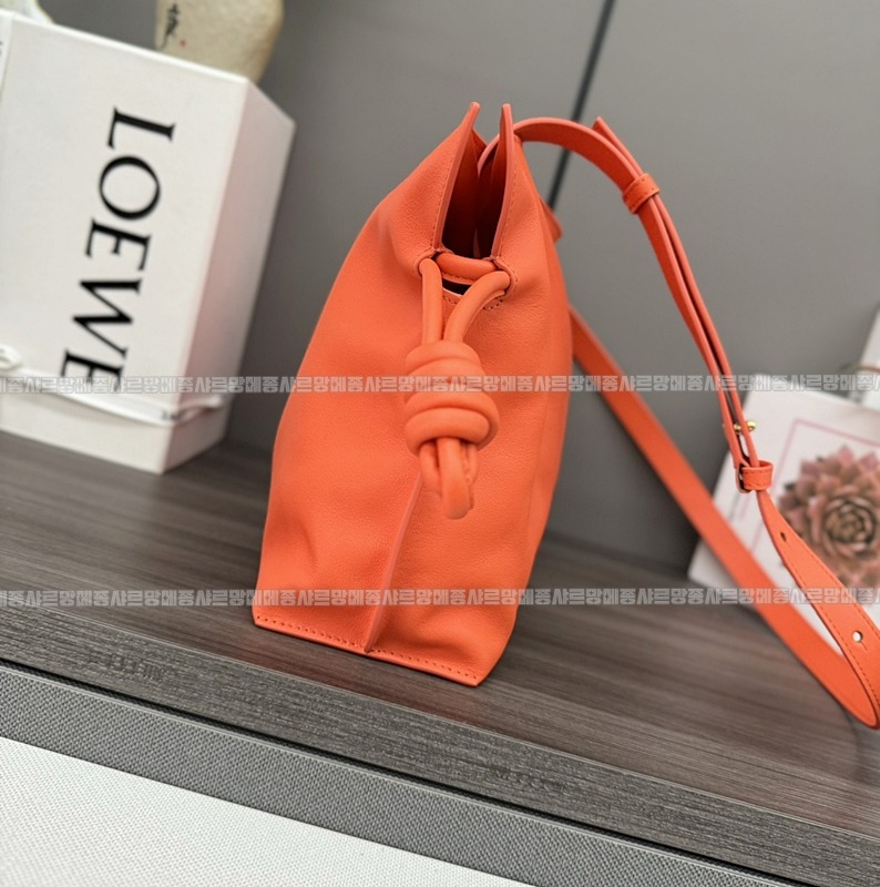로에베플라멩코클러치백  20260703 133608 045.jpg