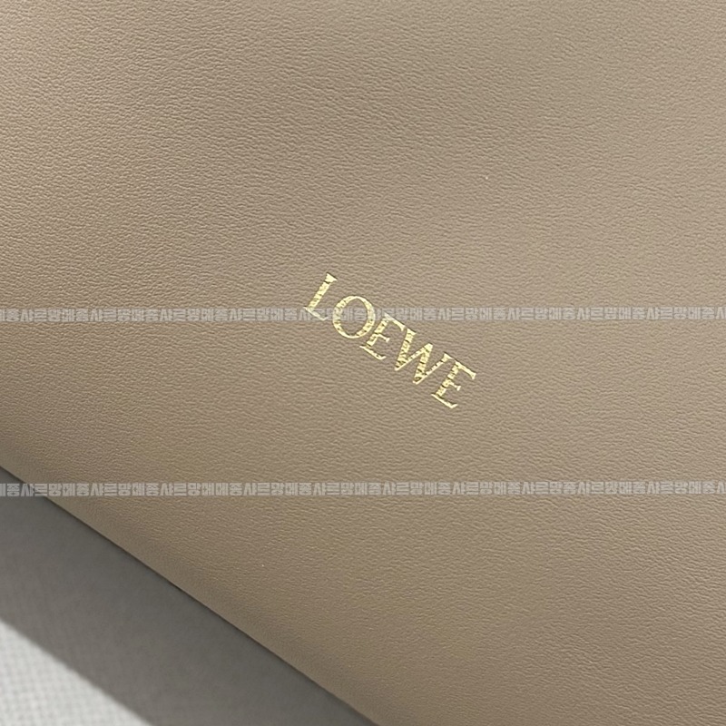 로에베플라멩코클러치백  20260703 133620 134.jpg