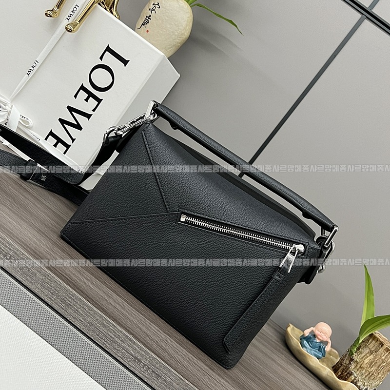 로에베스몰퍼즐백  20260705 143539 062.jpg