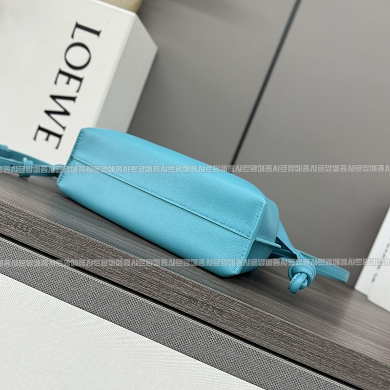 로에베플라멩코클러치  20260706 115043 005.jpg