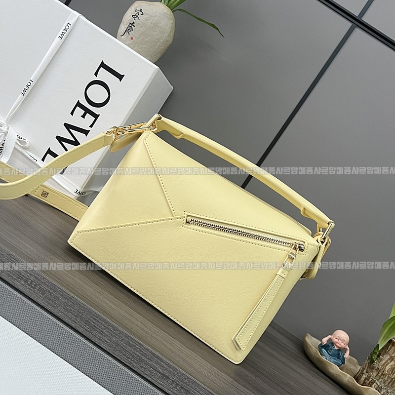 로에베스몰다이아몬드퍼즐엣지백  20260711 161118 089.jpg