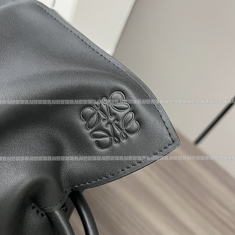 로에베플라멘코클러치  20260712 151028 050.jpg