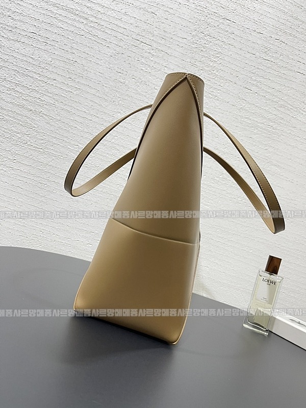 로에베퍼즐폴드토트백  20260714 143422 007.jpg