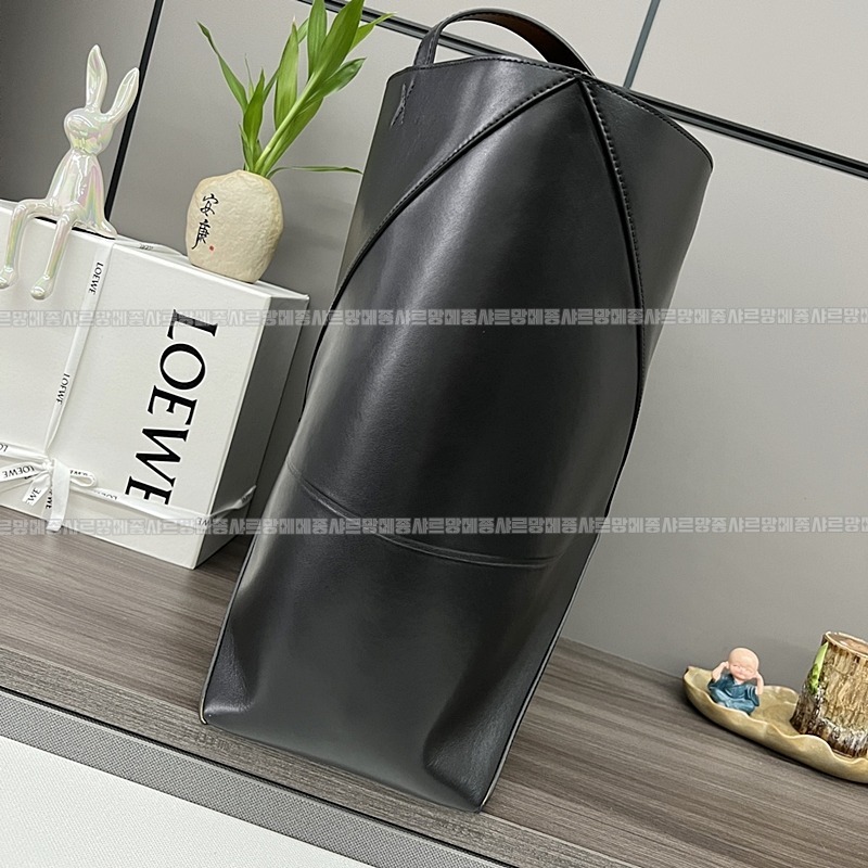 로에베퍼즐폴드토트백  20260714 153111 004.jpg