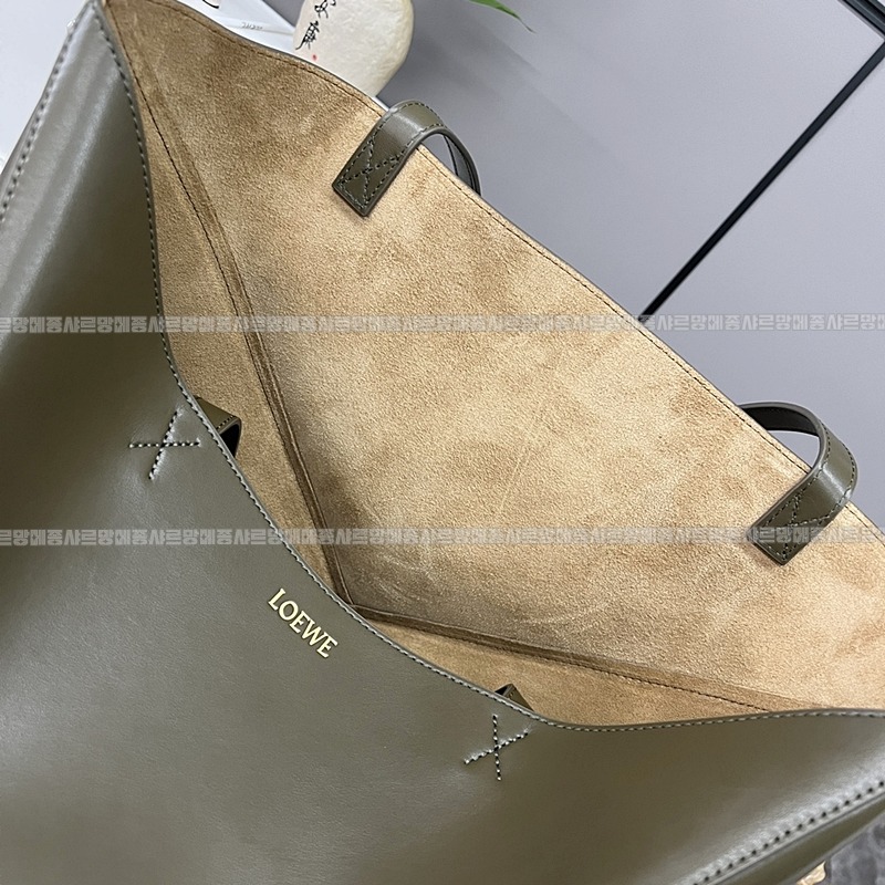 로에베퍼즐폴드토트백  20260714 153115 020.jpg