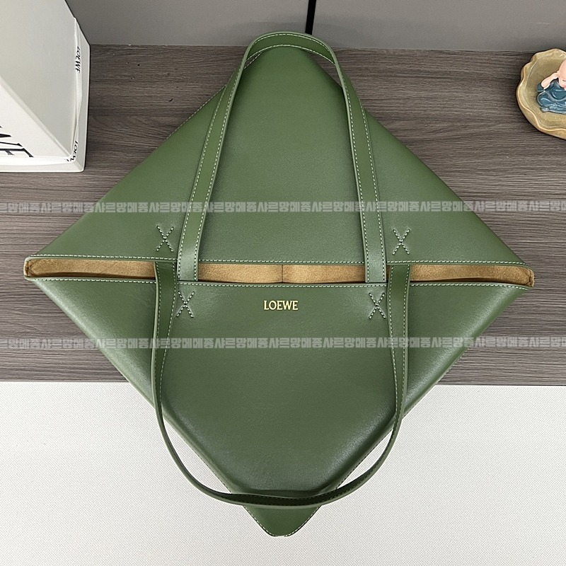 로에베퍼즐폴드토트백  20260714 153123 039.jpg