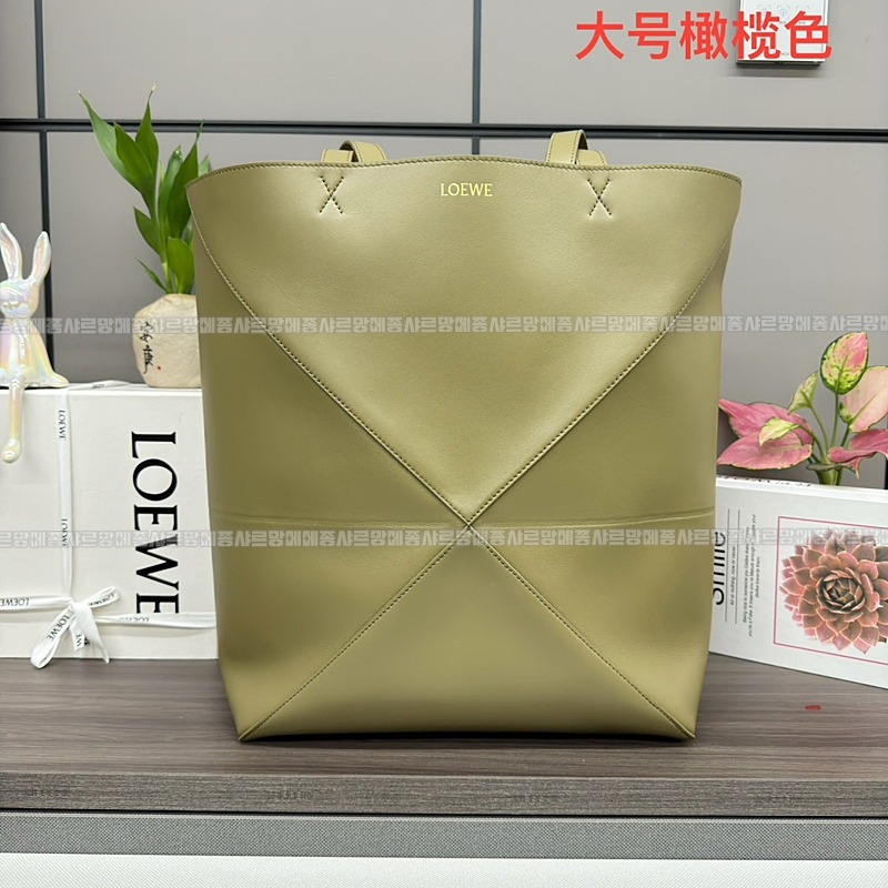 로에베퍼즐폴드토트백  20260714 153123 042.jpg