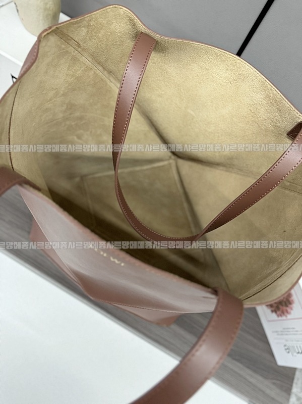 로에베퍼즐폴드토트백  20260714 153130 082.jpg