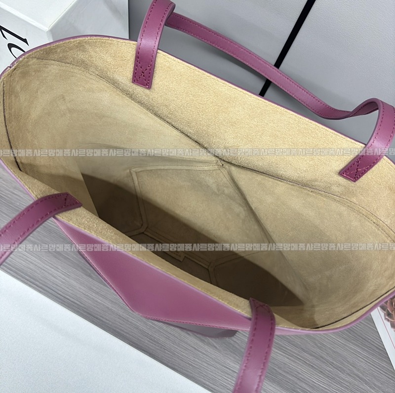 로에베퍼즐폴드토트백  20260715 131741 070.jpg