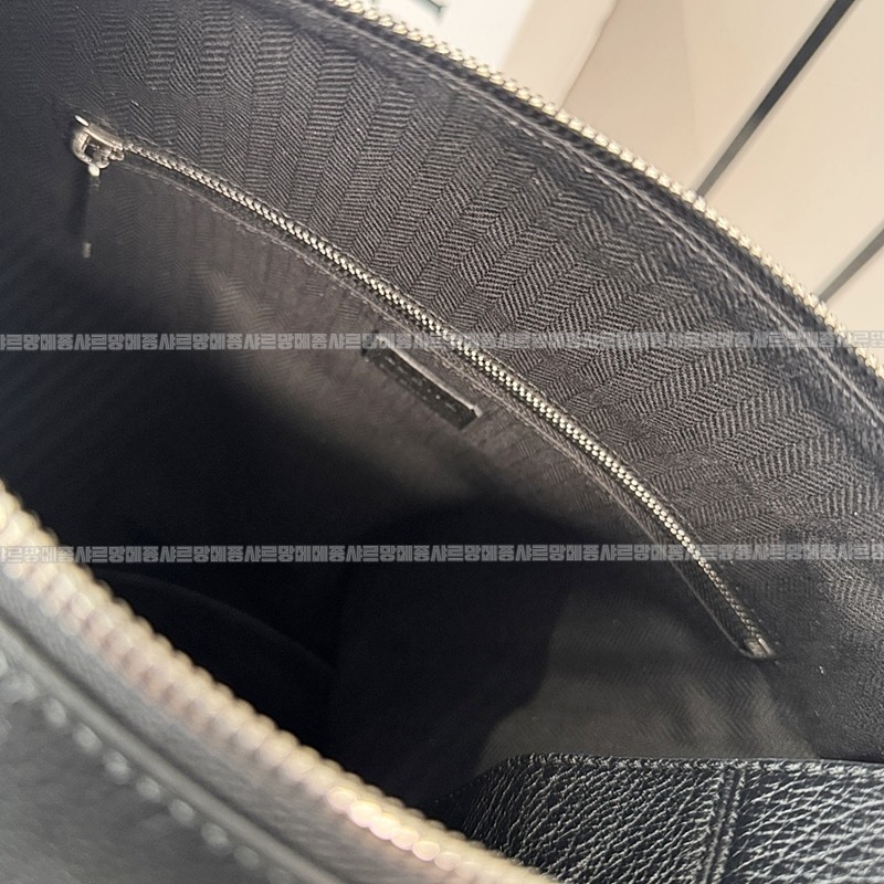 로에베루프버킷백미디움  20260715 134947 021.jpg