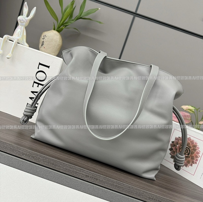 로에베플라멩코토트백  20260716 130049 004.jpg