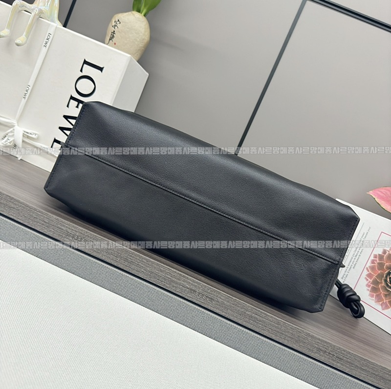 로에베플라멩코토트백  20260716 130053 025.jpg