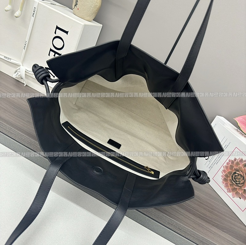로에베플라멩코토트백  20260716 130054 029.jpg