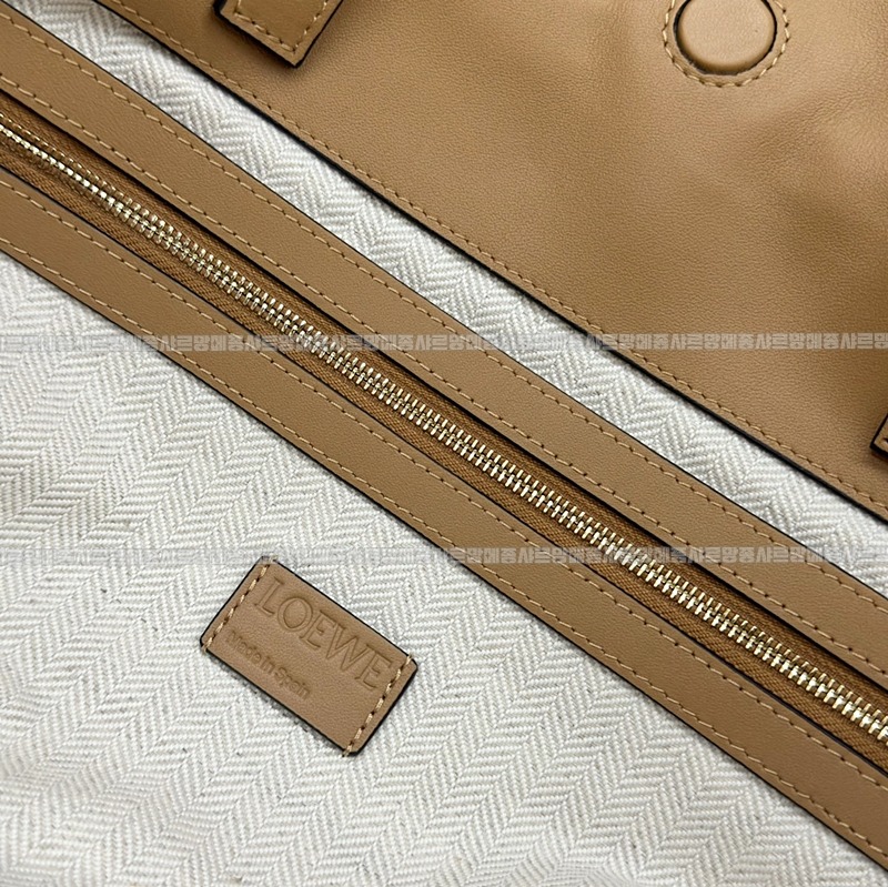로에베플라멩코토트백  20260716 130100 040.jpg