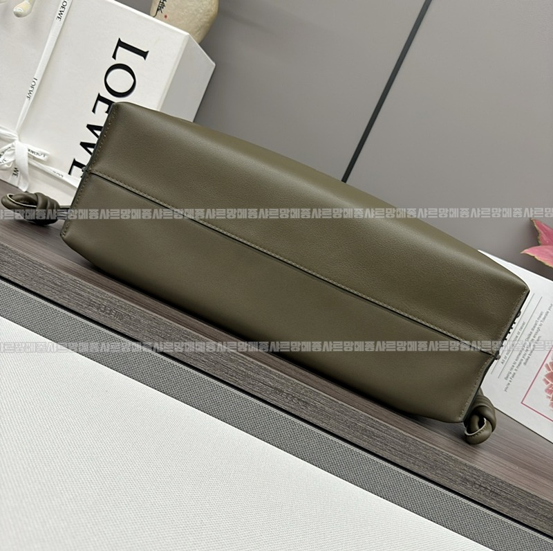 로에베플라멩코토트백  20260716 130102 045.jpg