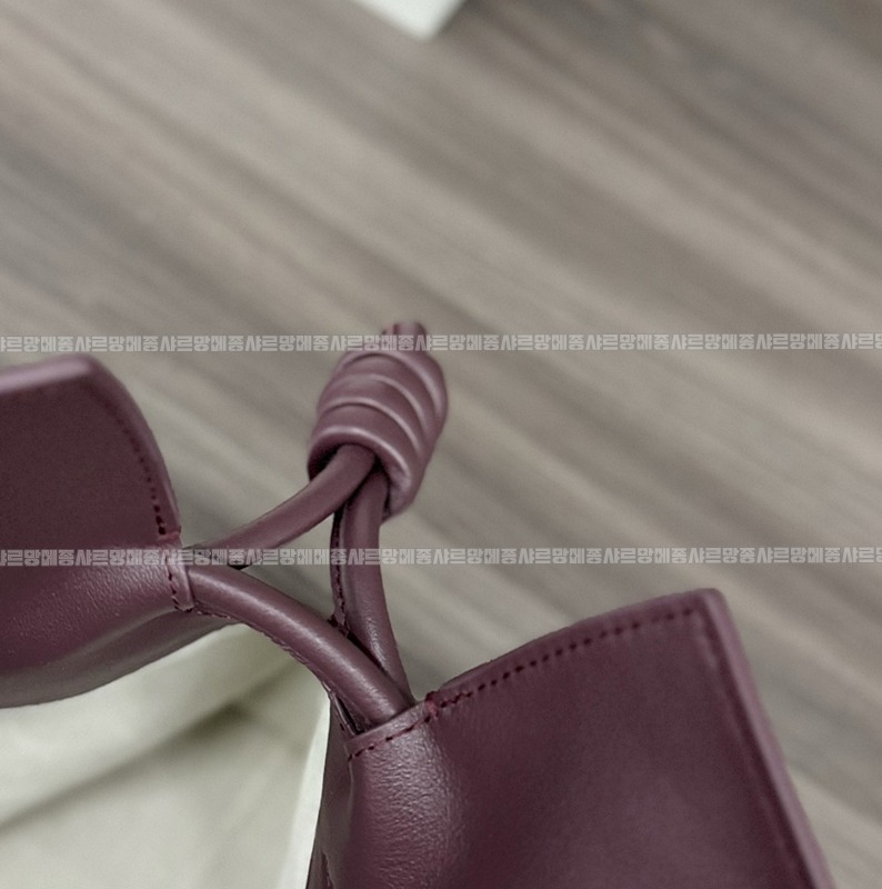 로에베플라멩코토트백  20260716 130104 058.jpg