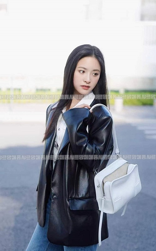로에베아마조나180백스몰  20260717 160642 086.jpg