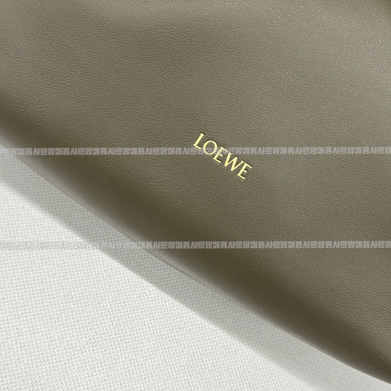로에베플라멩코펄스백미디움 20260718 115057 053.jpg
