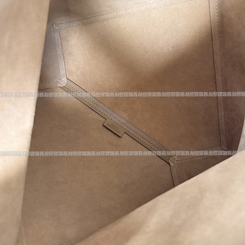 로에베퍼즐폴드토트백미디움 20260718 125538 020.jpg