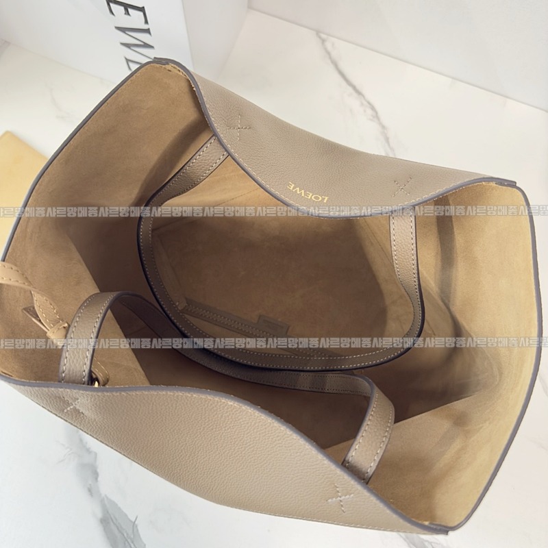 로에베퍼즐폴드토트백미디움 20260718 125544 030.jpg