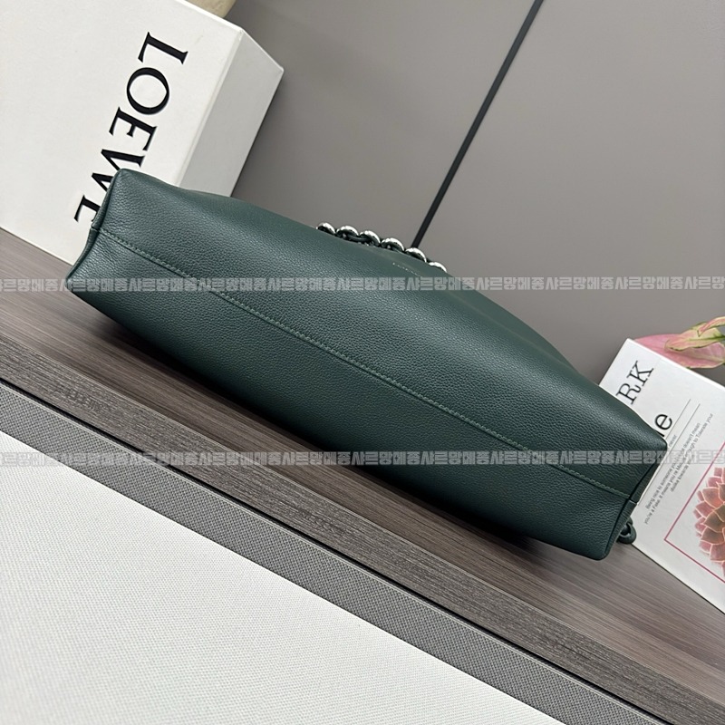 로에베플라멩코클러치라지 20260719 131559 016.jpg