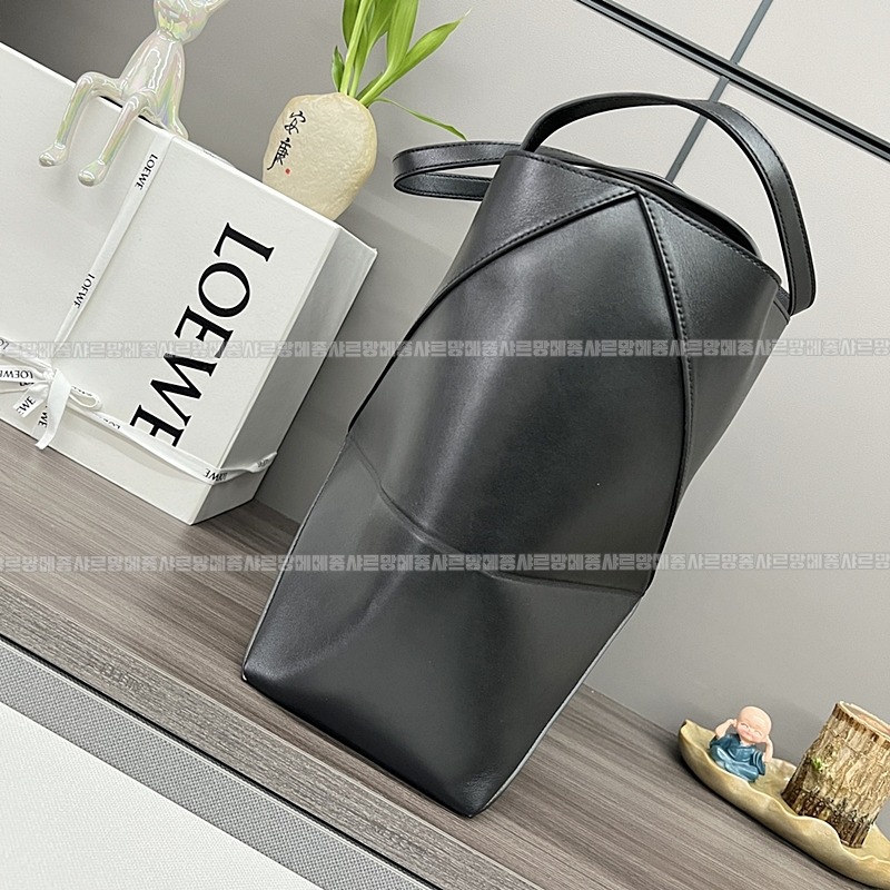 로에베퍼즐폴드토트백 20260719 154001 013.jpg