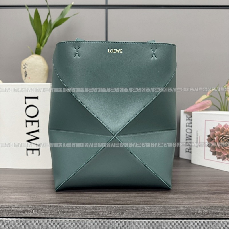 로에베퍼즐폴드토트백 20260719 154014 052.jpg