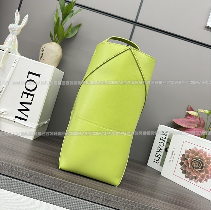 로에베퍼즐폴드토트백 20260719 154019 074.jpg