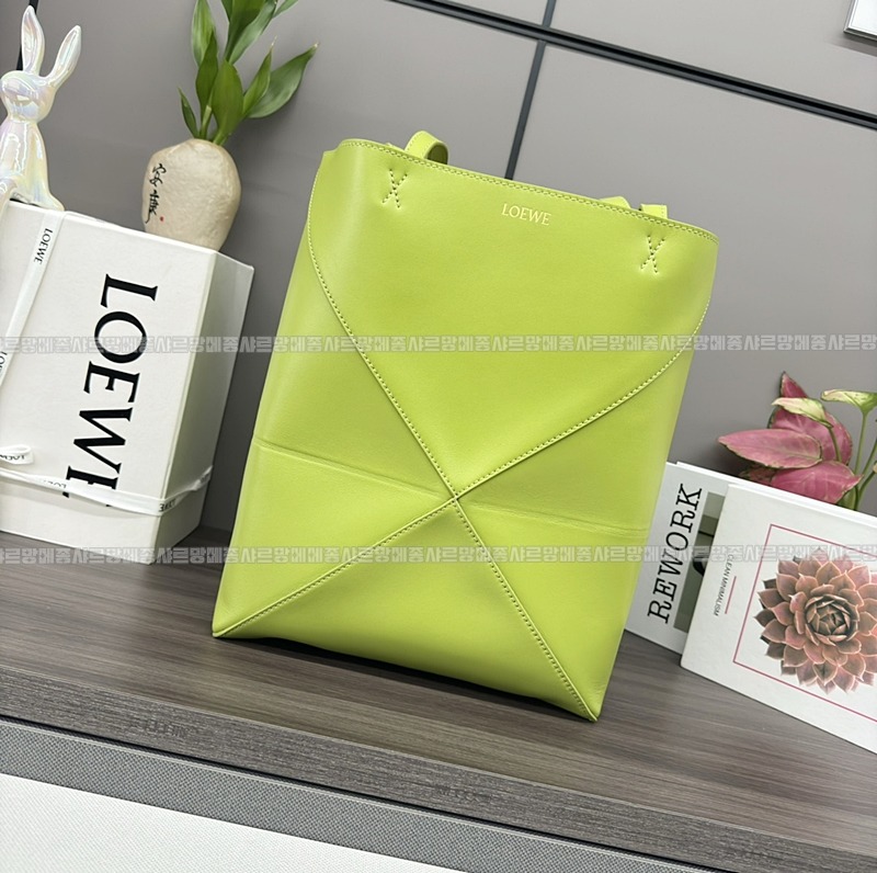 로에베퍼즐폴드토트백 20260719 154019 073.jpg