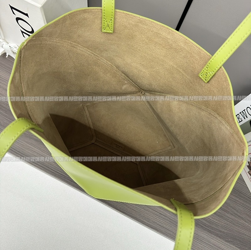 로에베퍼즐폴드토트백 20260719 154020 081.jpg