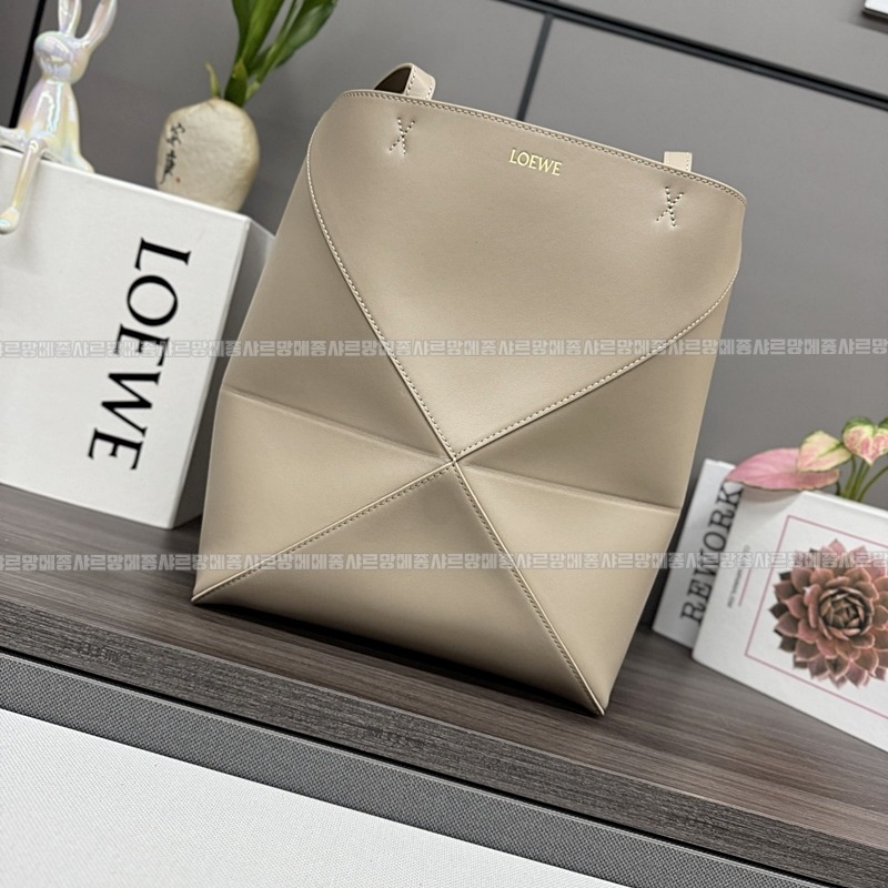 로에베퍼즐폴드토트백 20260719 154020 083.jpg