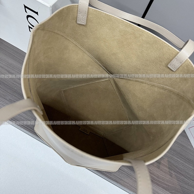 로에베퍼즐폴드토트백 20260719 154021 091.jpg