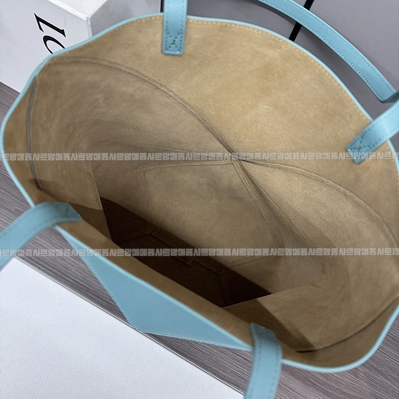 로에베퍼즐폴드토트백 20260719 154023 101.jpg