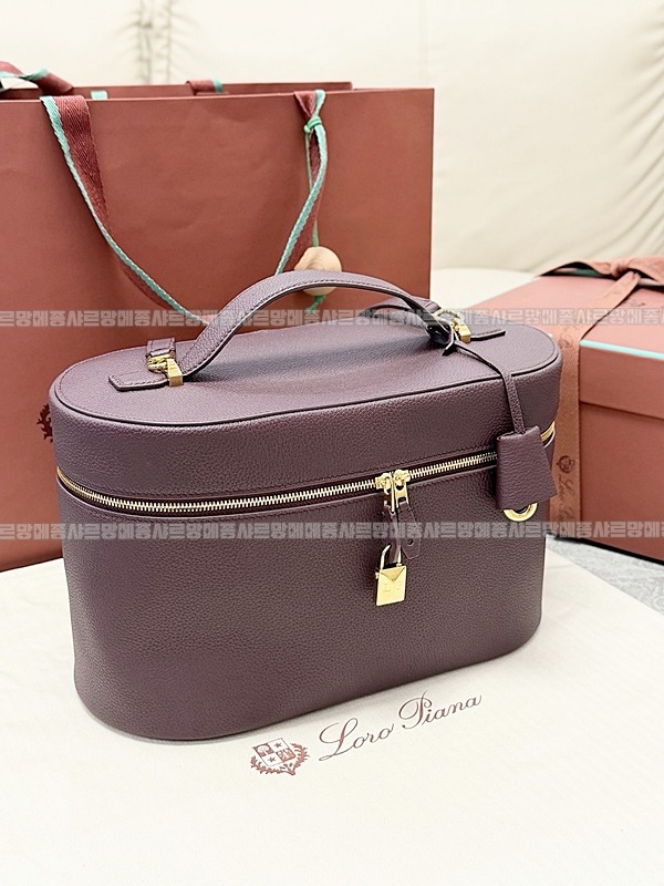 로로피아나엑스트라소프티파우치L30 20260721 103648 048.jpg