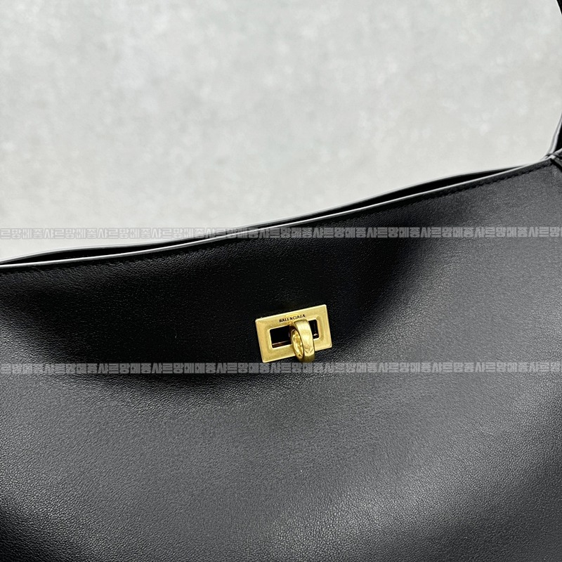 발렌시아가벨에어호보백  20260723 114117 006.jpg