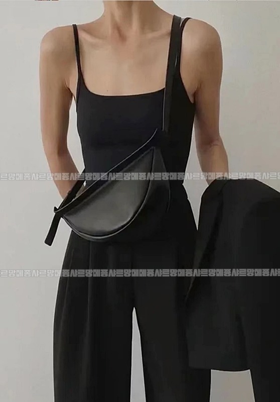 더로우슬라우치바나나백  20260725 145806 010.jpg