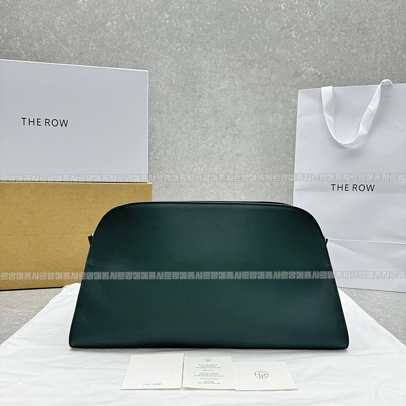 더로루이비통에피코스메틱파우치PM  20260726 134528 010.jpg
