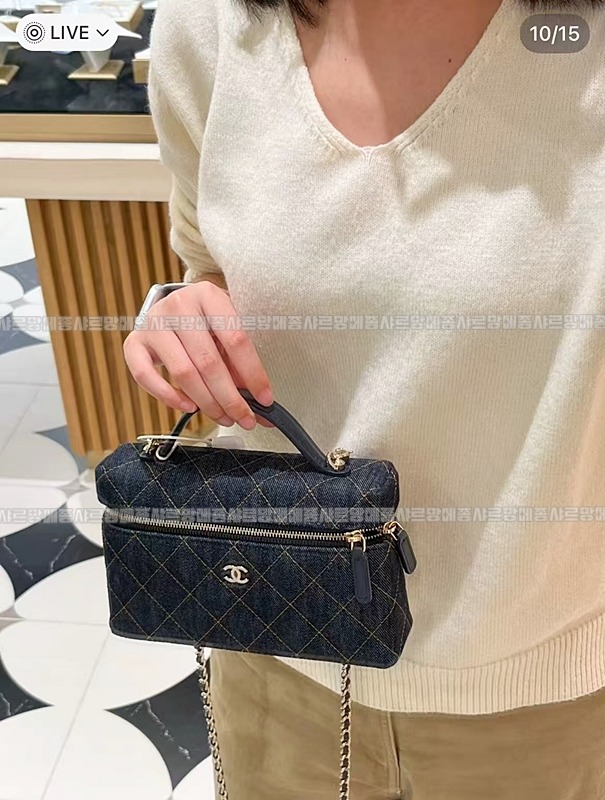 샤넬26A클래식데님코스메틱케이스  20260804 172328 028.jpg