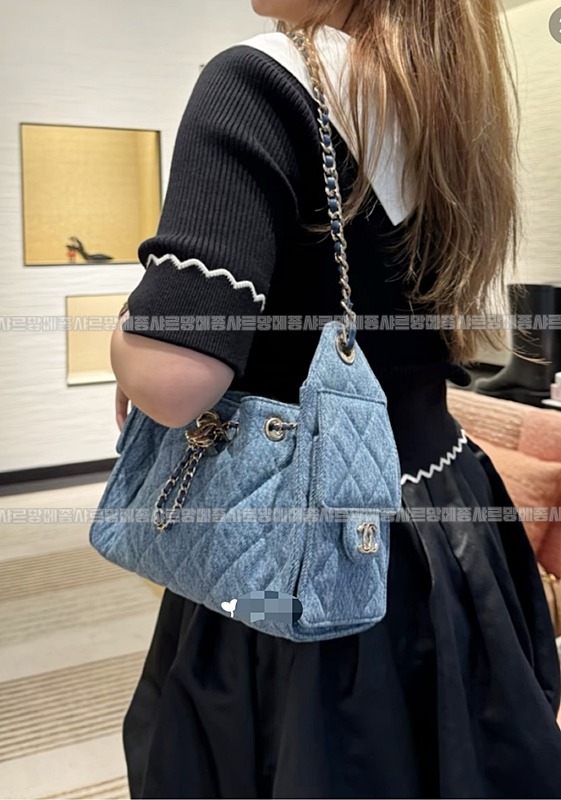 샤넬26A25호보백 20260806 161845 002.jpg