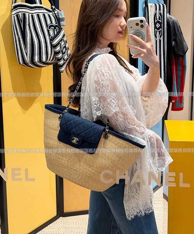 샤넬26M브레이드라피아쇼핑백  20260808 122617 001.jpg
