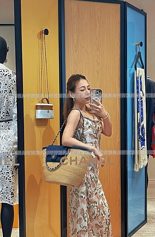 샤넬26M브레이드라피아쇼핑백  20260808 122617 002.jpg