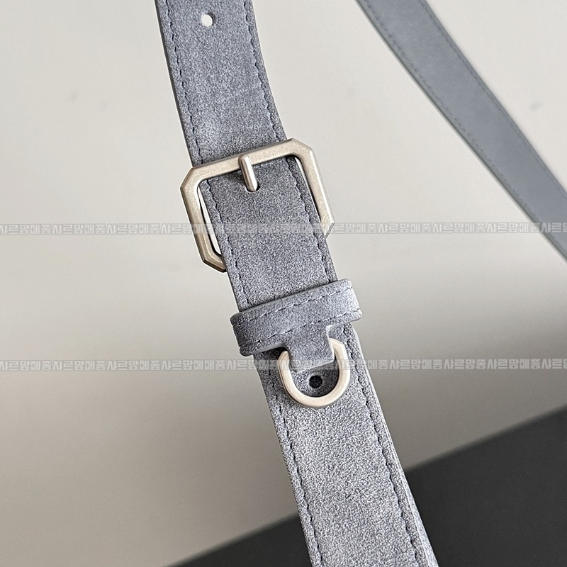 보테가베네타스몰인트레치아토카메라백  20260817 112732 006.jpg